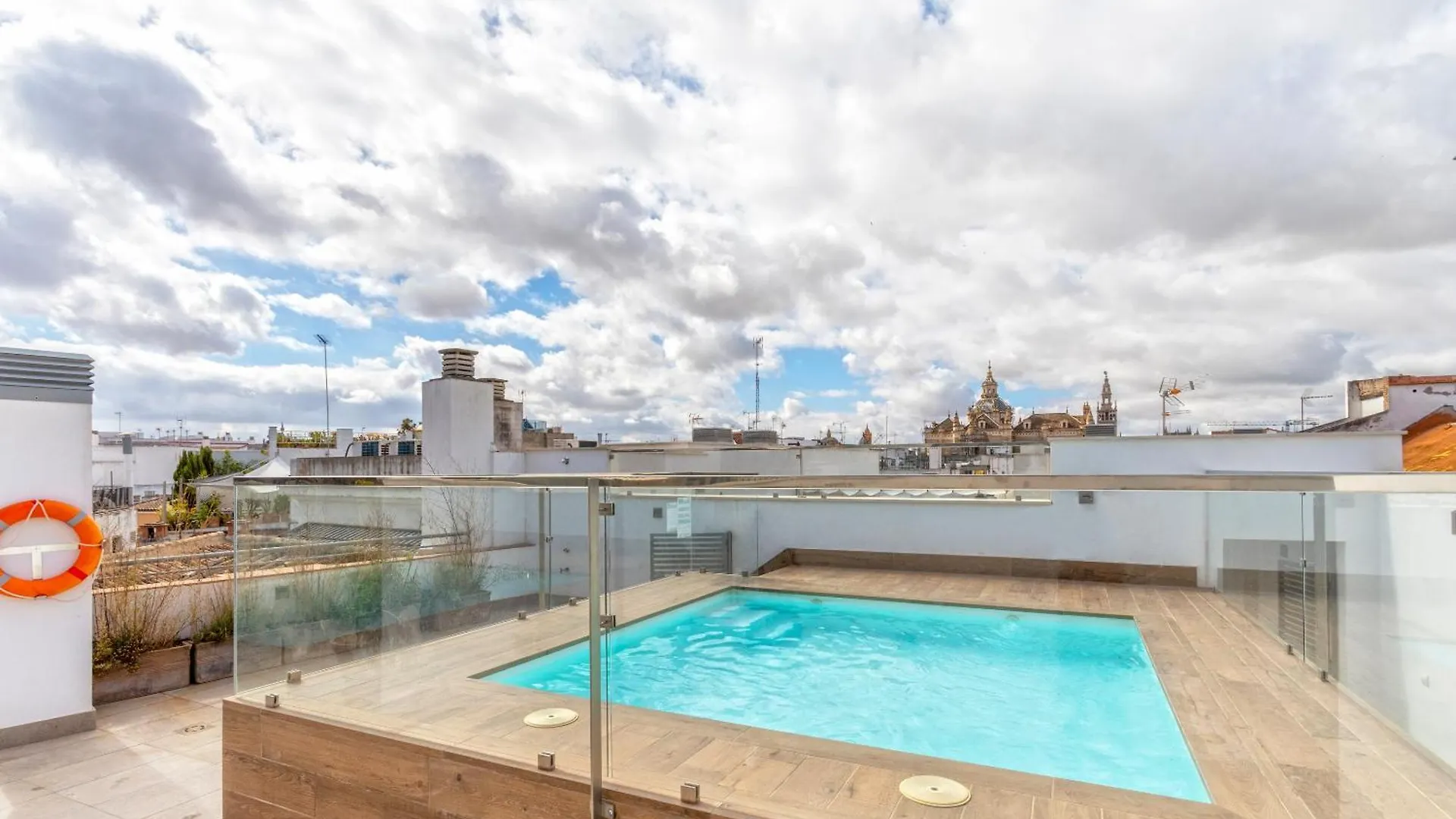 Genteel Home Goyeneta Seville Apartment